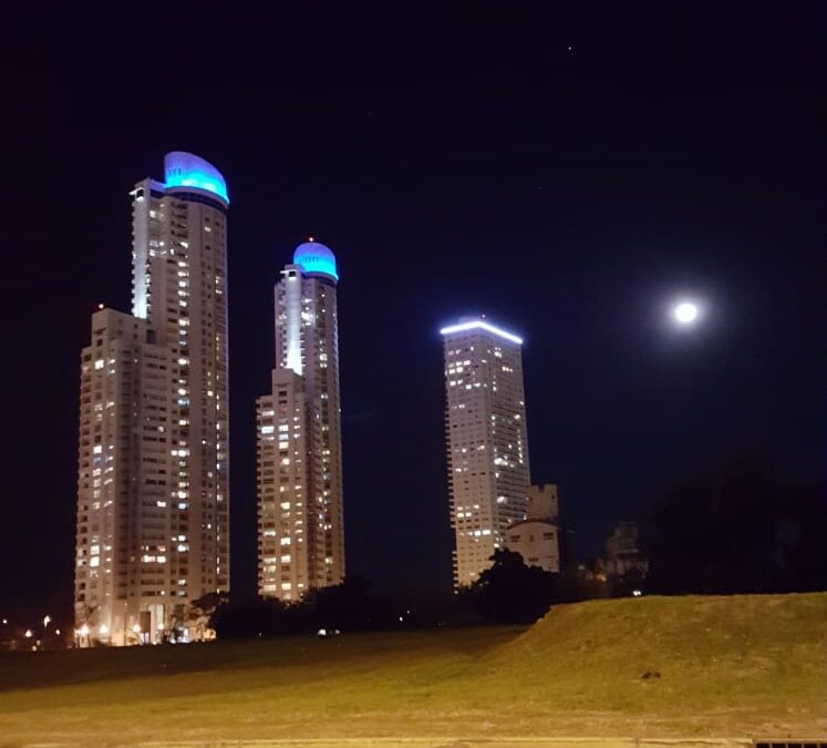 Av. Costa Estanislao López 2671. Cochera – Baulera